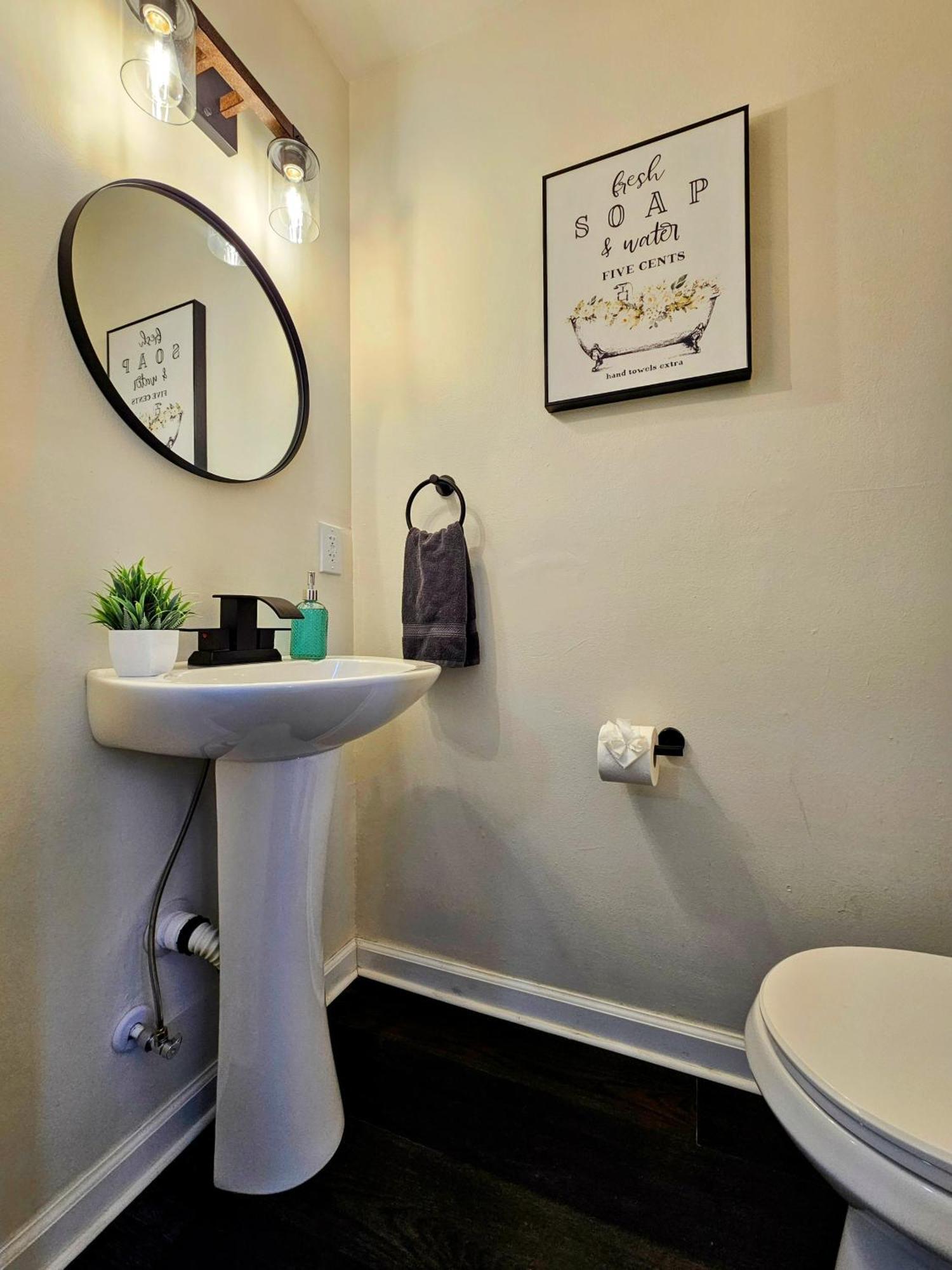 Rustic & Remodeled 3-bedroom In Downtown Apartment Phoenixville