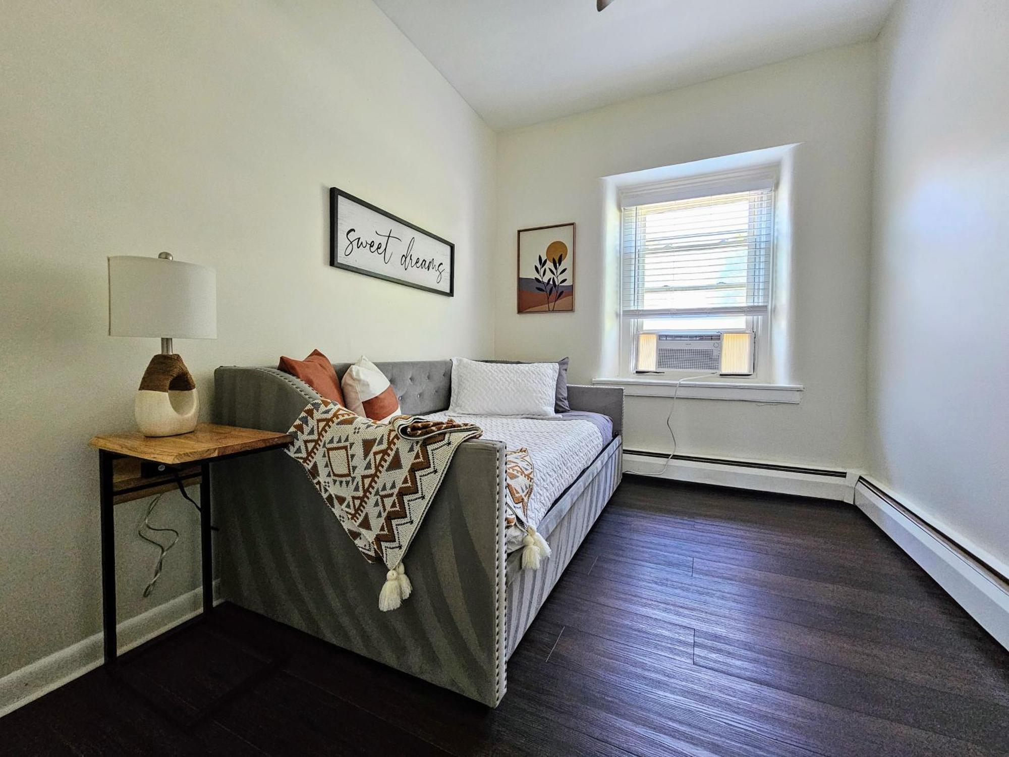 Rustic & Remodeled 3-bedroom In Downtown