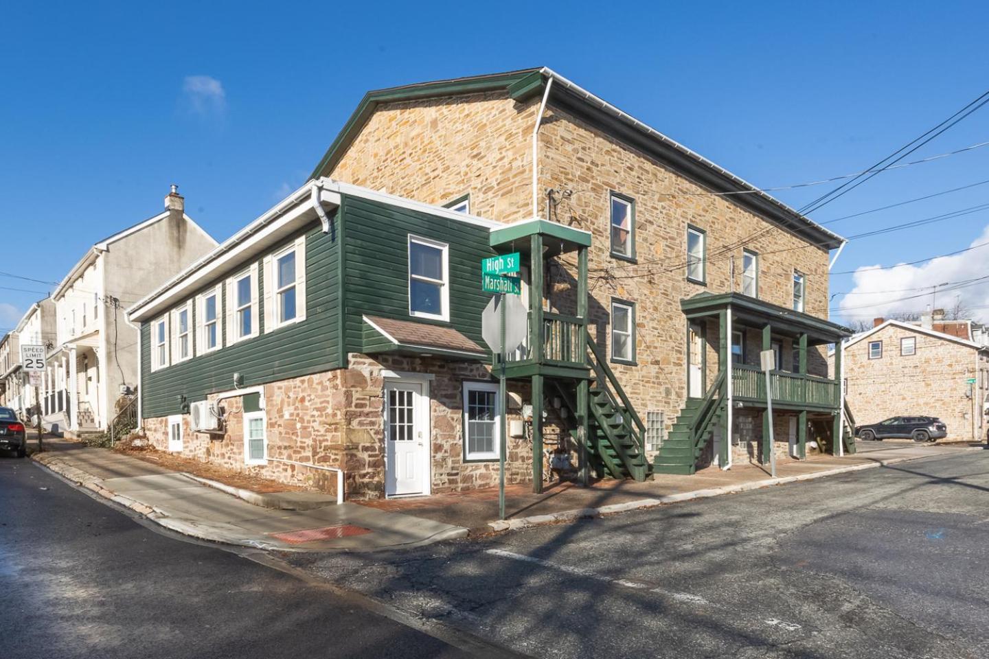 Rustic & Remodeled 3-bedroom In Downtown * Phoenixville